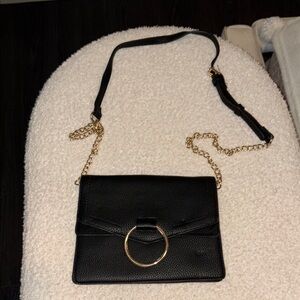 Urban Expressions Black and Gold Crossbody Bag with Chain Strap